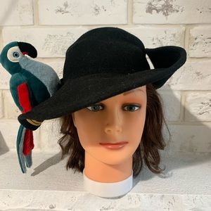 Limited kids H&M pirate hat
